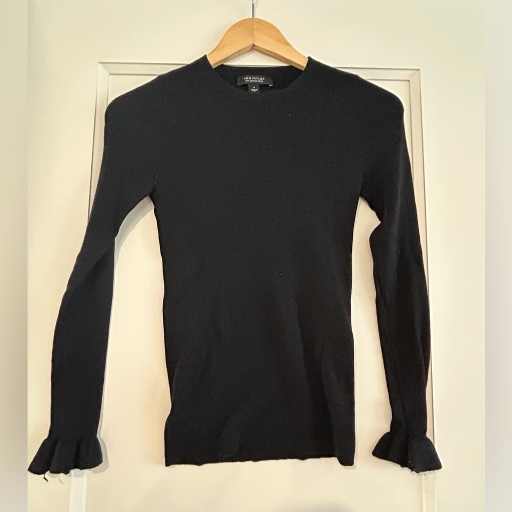 Ann Taylor Black Long Sleeve Merino Wool Sweater with Ruffle Cuffs Size M